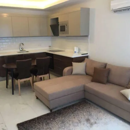 Elite Marine Apartment *
